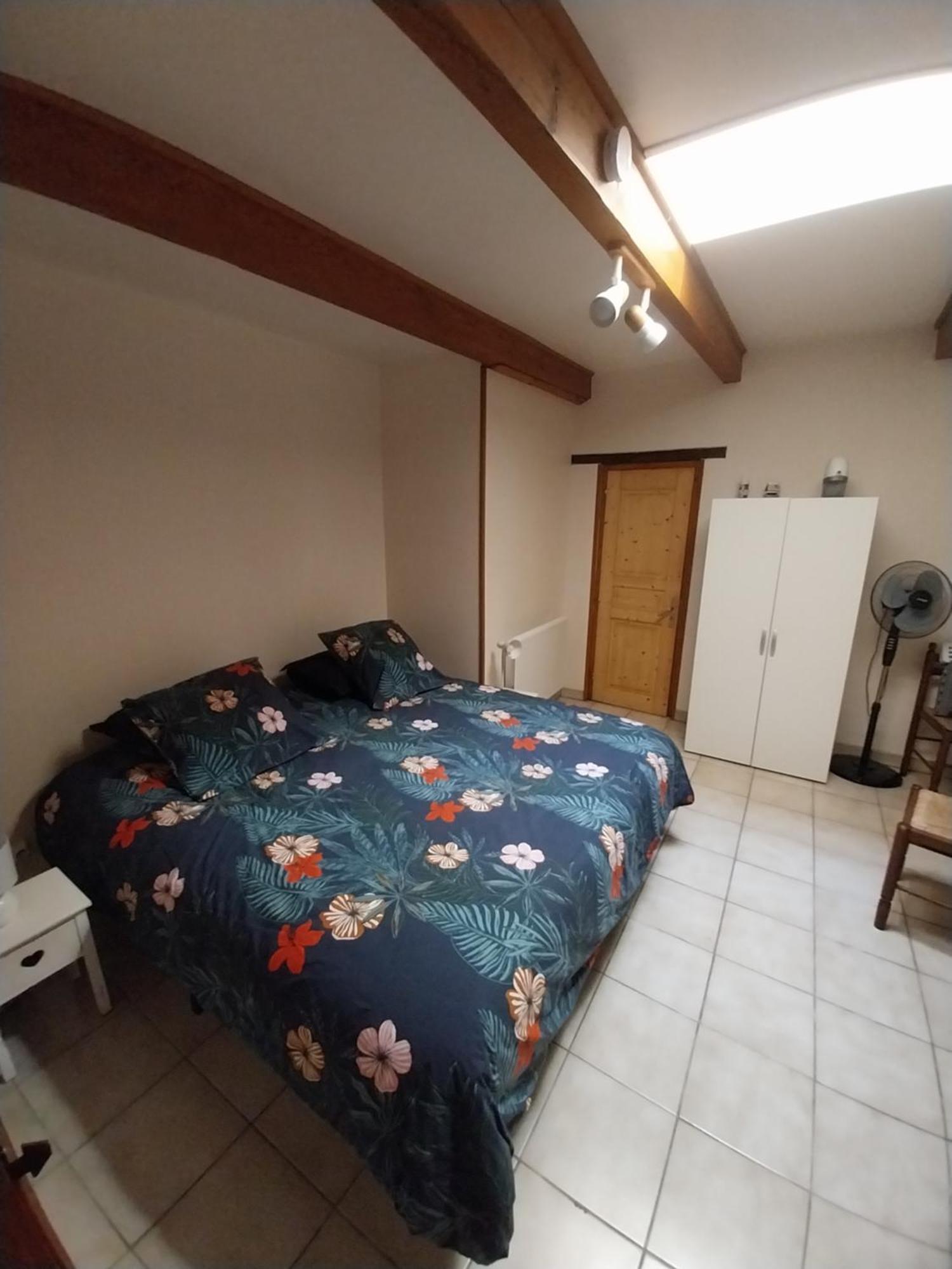 Escale Au Clos Saint Martin De Juillers Gites Et Chambres D'Hotes Zewnętrze zdjęcie